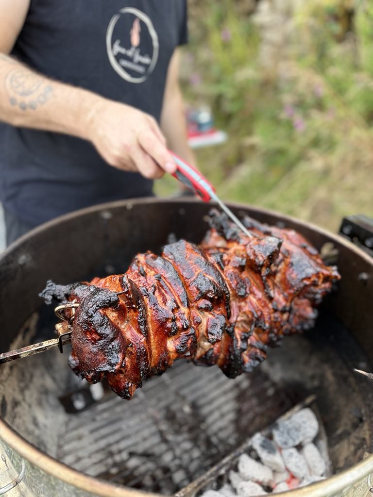 Viande grillée au barbecue artisanal